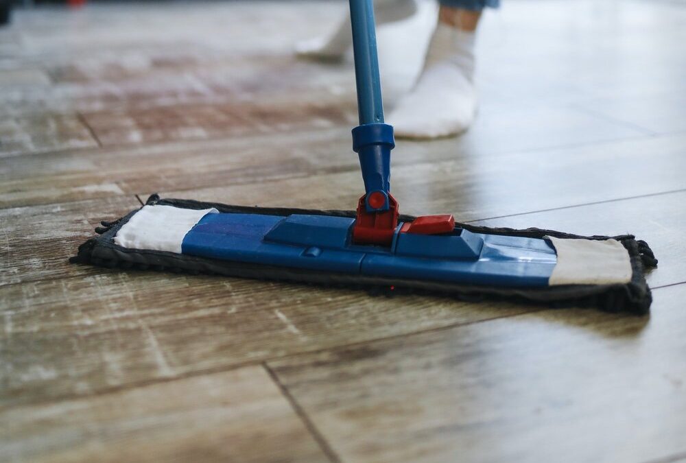 How to maintain hardwood floors